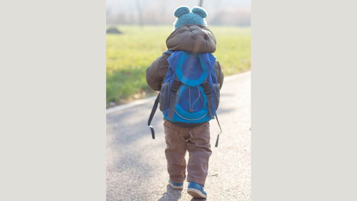 How-to-use-a-preschooler-backpack